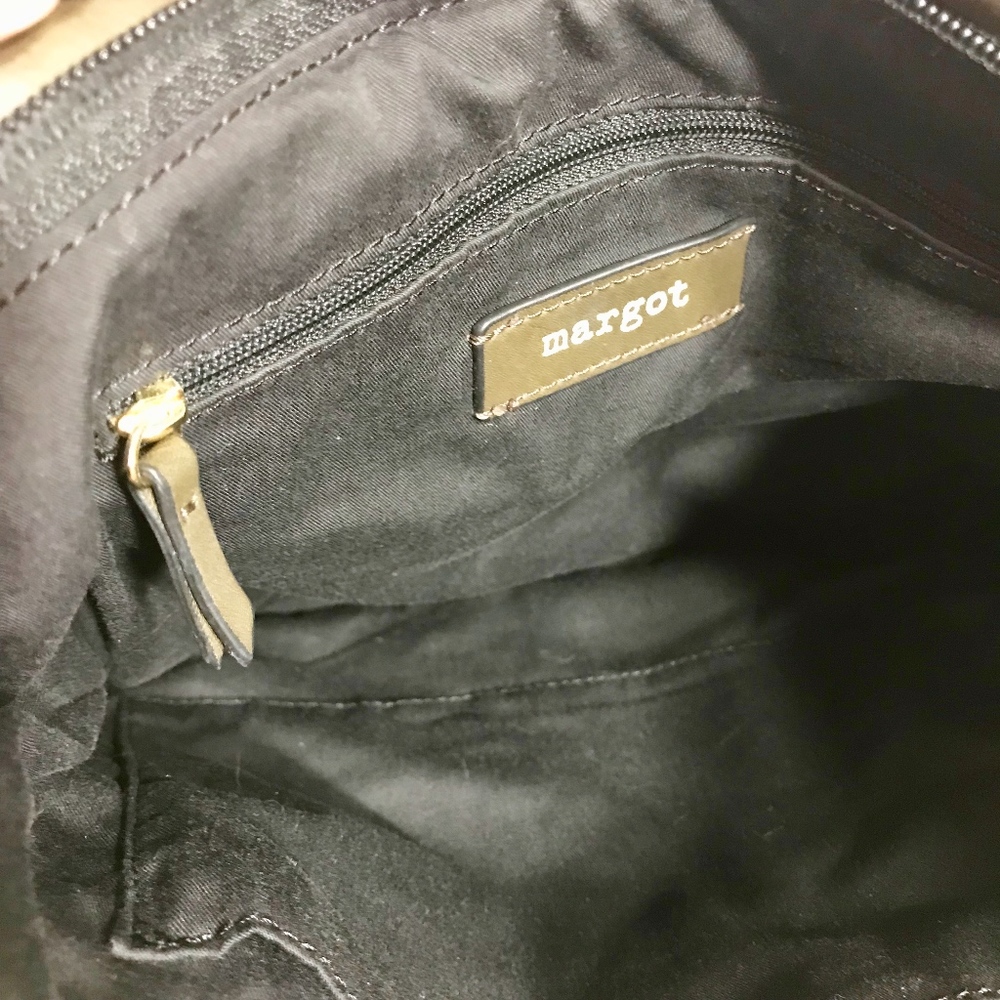 SOLD!!   MARGOT Soft Brown Leather Crossbody - Picture 5 of 8